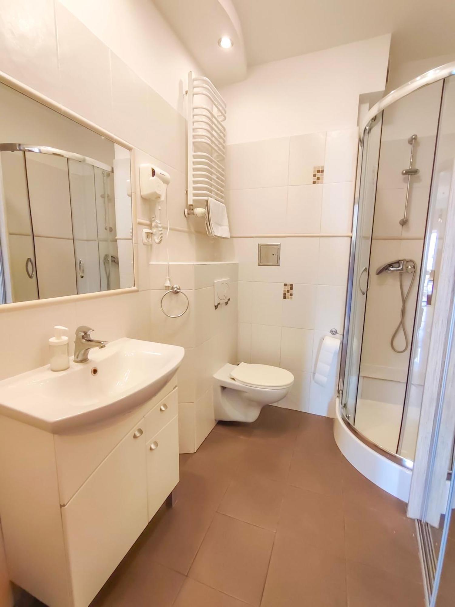Prywatny Parking Apartament Zacisze By Rentoom Stary Toruń Dış mekan fotoğraf