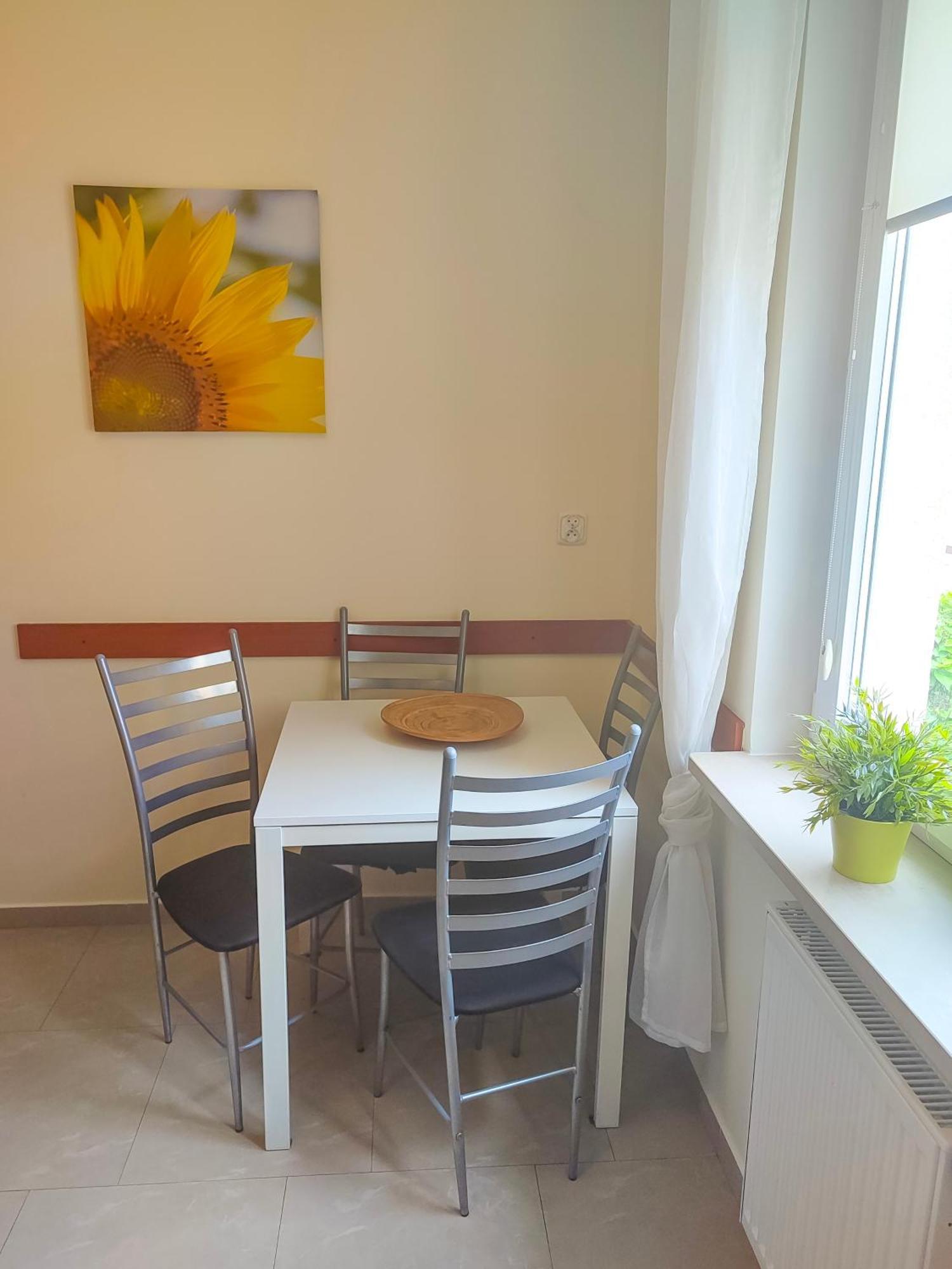 Prywatny Parking Apartament Zacisze By Rentoom Stary Toruń Dış mekan fotoğraf