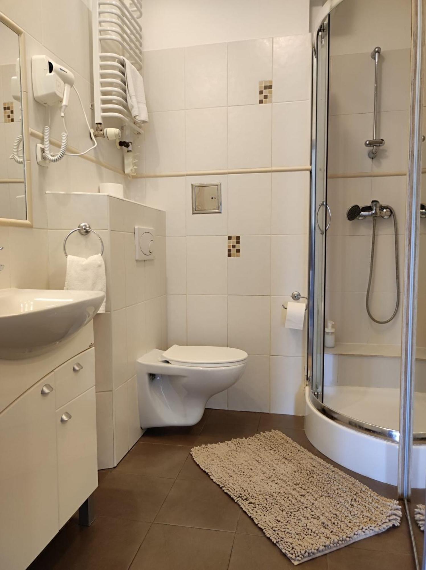 Prywatny Parking Apartament Zacisze By Rentoom Stary Toruń Dış mekan fotoğraf
